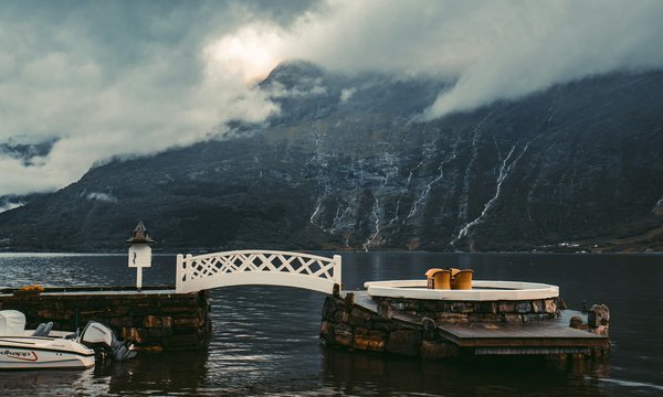 Comment organiser une croisière pour découvrir les fjords de Norvège?